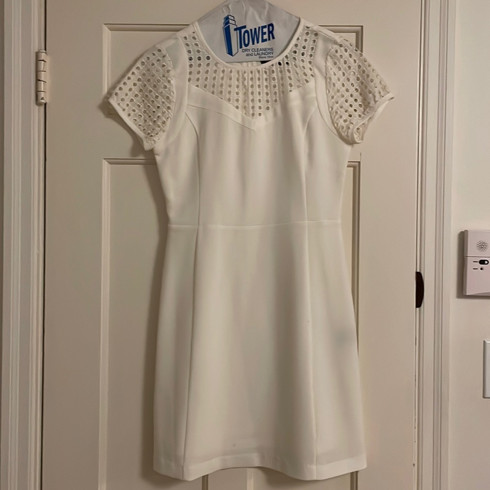 White fitted Season dress with shirt sleeves and eyelet neckline, size small